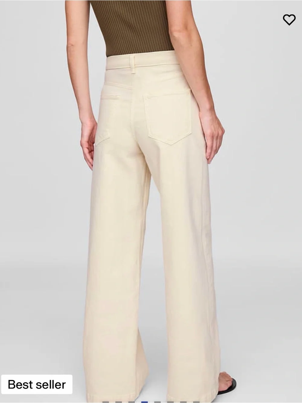 NWOT Gap high rise stride wide leg Jean color Ecru size 27/4 length short